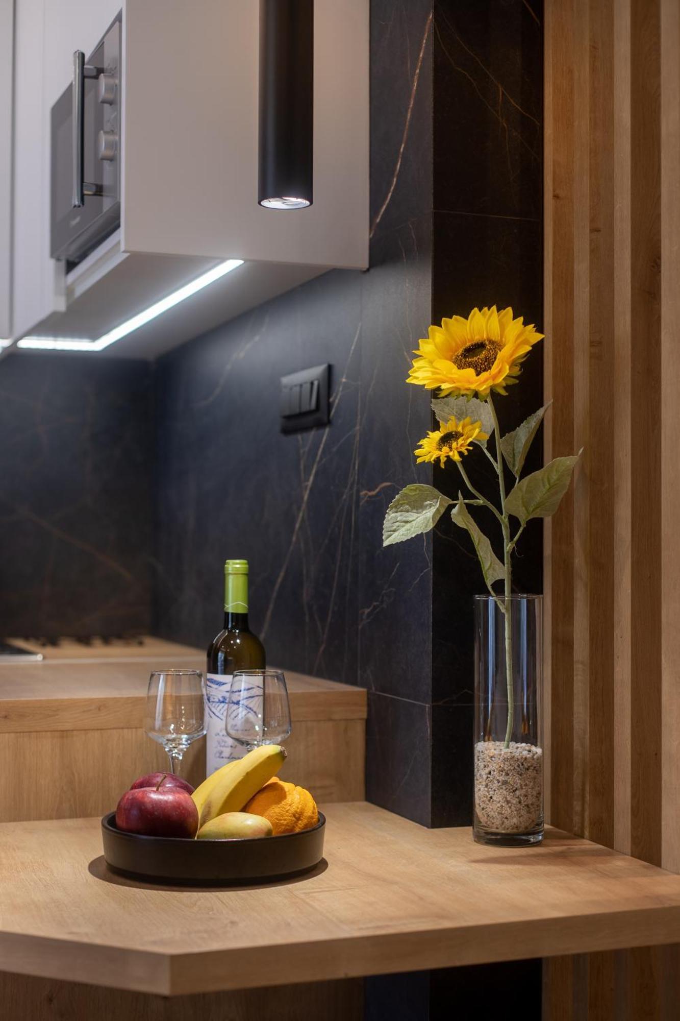 Sunflower Smartliving Suites Heraklion Zewnętrze zdjęcie